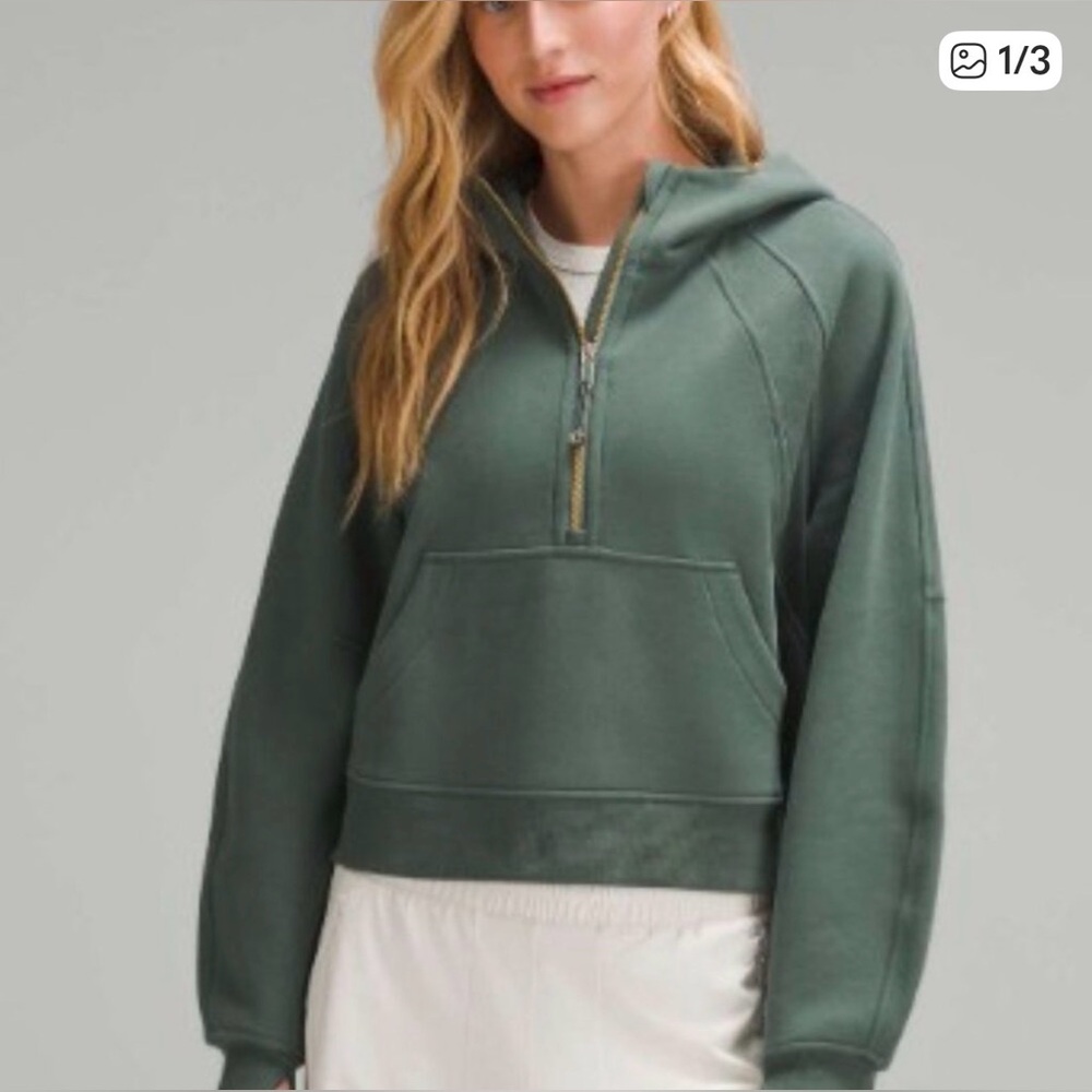 Lululemon M/L cropped hoodie - Picture 8 of 8